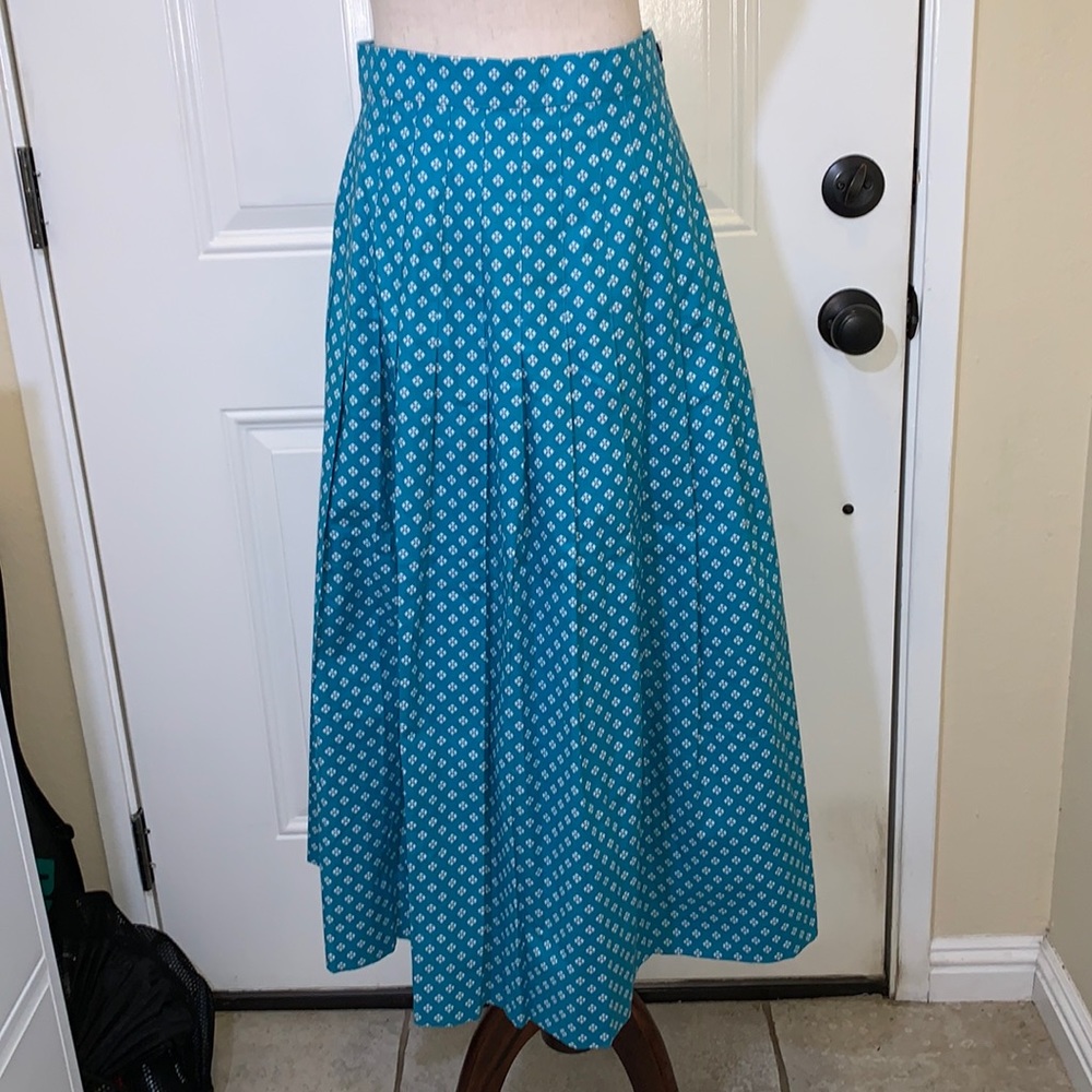 Vintage Laura Ashley pleated maxi skirt in blue/teal color size US 10